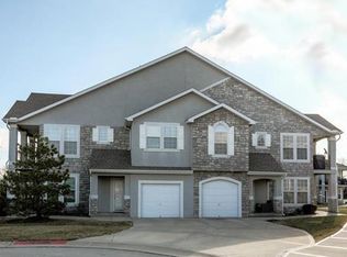 15943 S Crestview Dr, Olathe, KS 66062