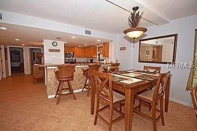 5th image of 1700 Gulf Blvd #1