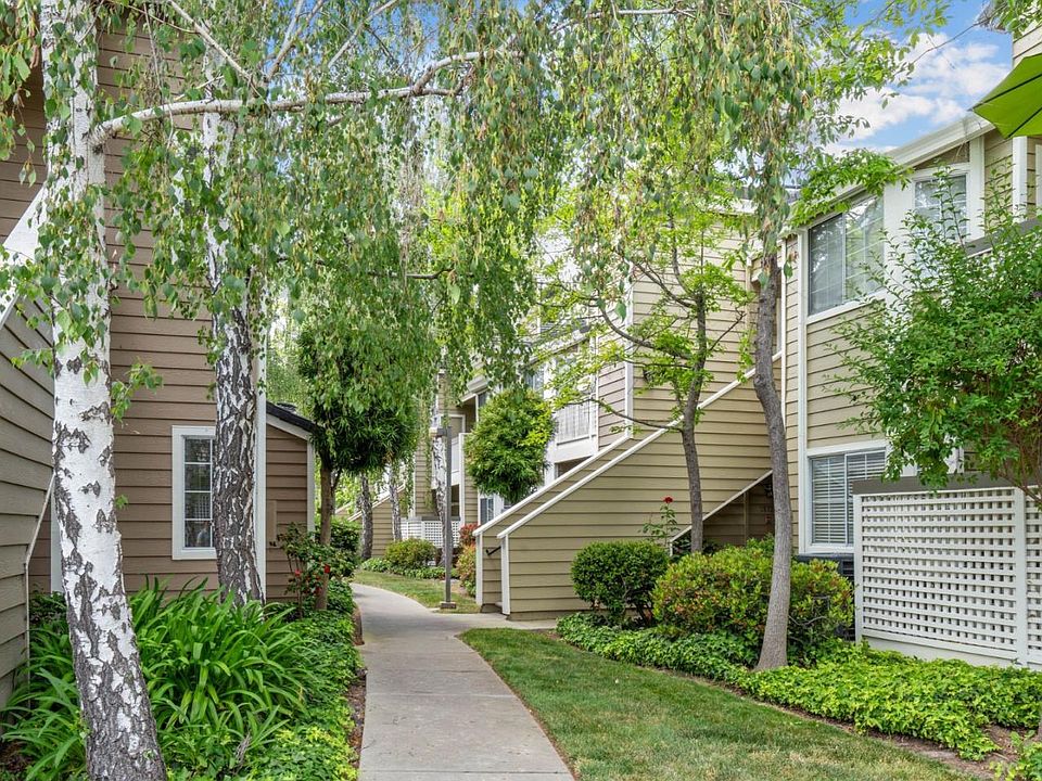1st image of 5874 Bridgeport Lake Way