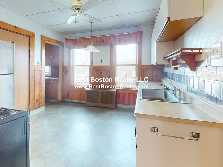 24 Mayberry Ave #3 — Photo 5