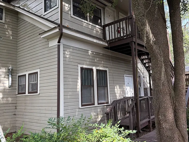 534 E Call St — Photo 36