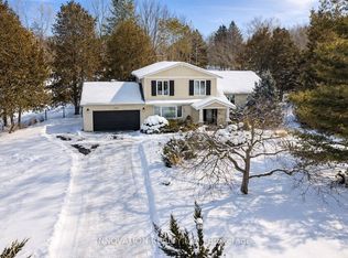 5609 S River Dr, Ottawa, ON K4M 1J4