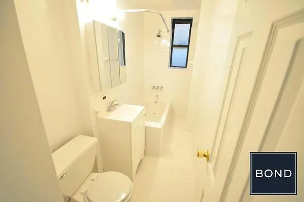 Rented by Bond New York | media 11