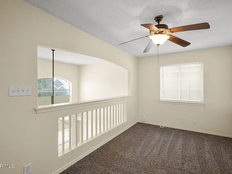 4089 Tierra Bronce Dr — Photo 32