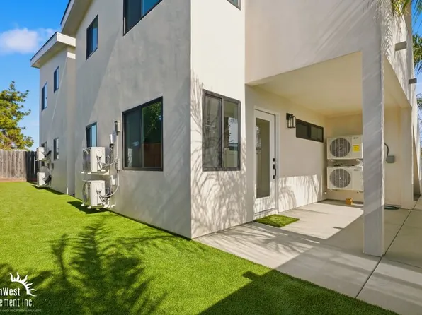 4822 Doliva Dr #4824-102, San Diego, CA 92117