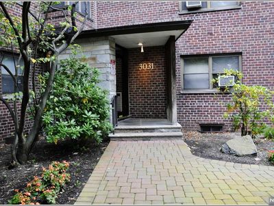 3031 Edwin Ave APT 1F, Fort Lee, NJ, 07024