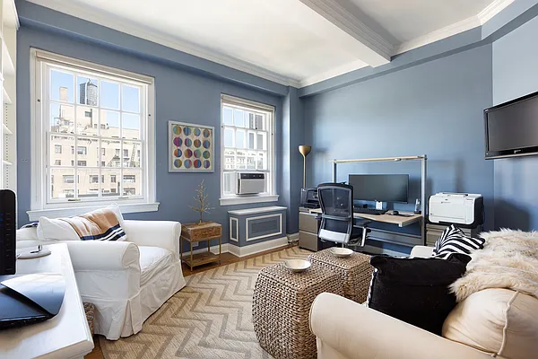 Sold by Sotheby's International Realty | media 4
