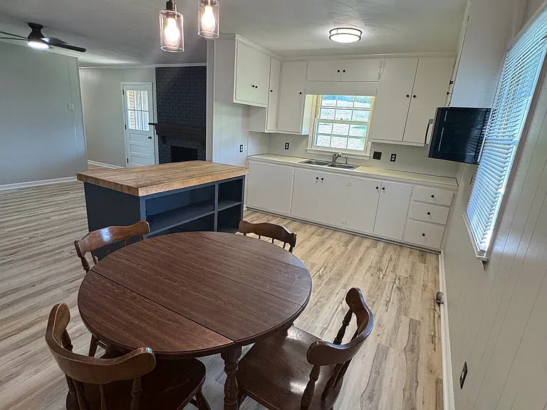 1679 Flynt Rd — Photo 9