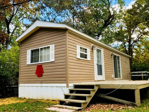 3/164 Woodhaven Dr E, Sublette, IL 61367