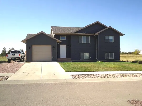 485 Eisenhower Ln, Box Elder, SD 57719