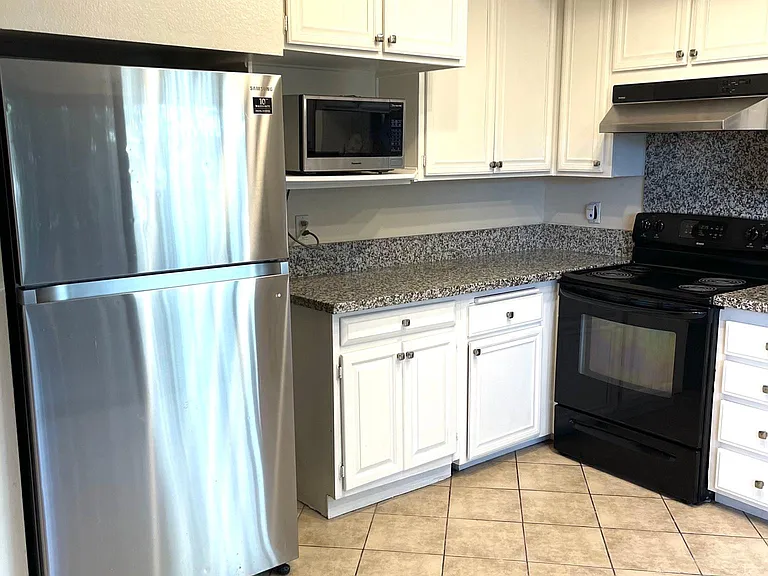 8017 Caminito Gianna — Photo 10