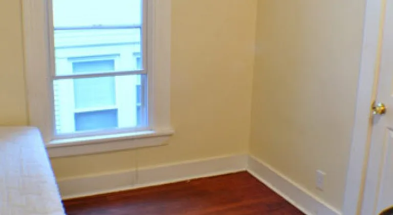 303 Lexington Ave #22 — Photo 6