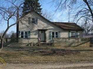 2990 Bowen Rd, Howell, MI 48855