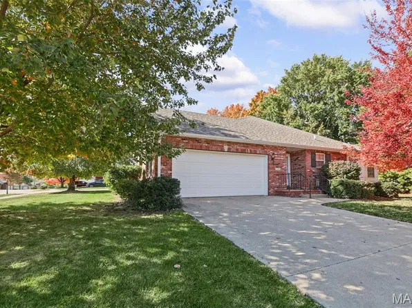 323 Monticello Pl, Edwardsville, IL 62025