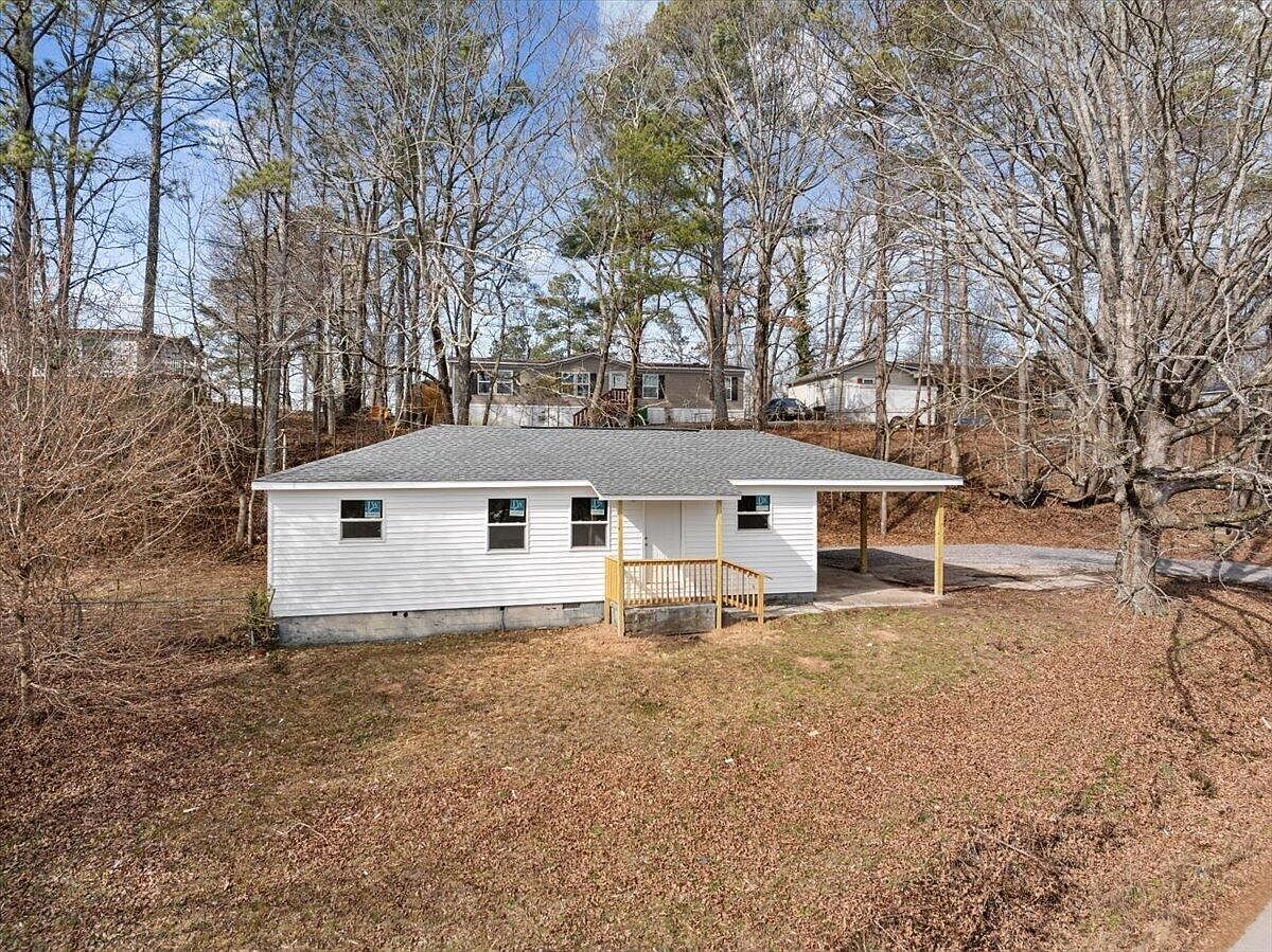 105 N Center St, Tunnel Hill, GA 30755 | MLS #1529594 | Zillow