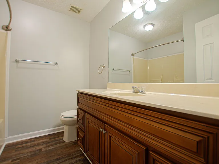 125 Whitehall Dr — Photo 22