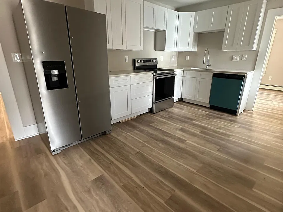 43 Maple St #1