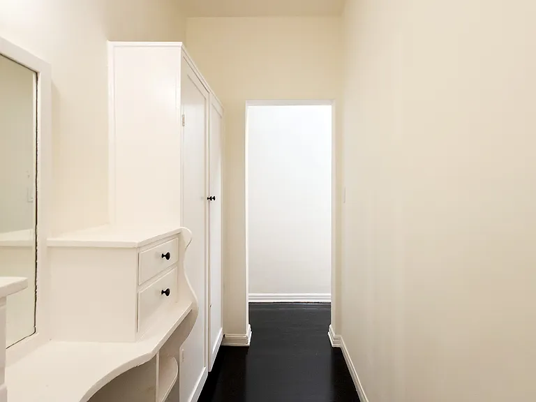 201 S Alexandria Ave #103 — Photo 17