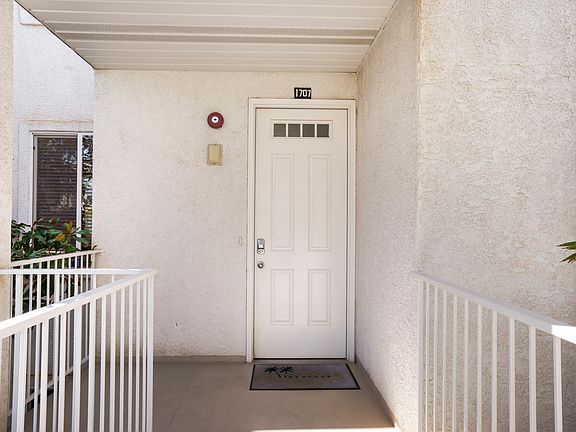 4th image of 1845 W Canyon View Dr APT 1707