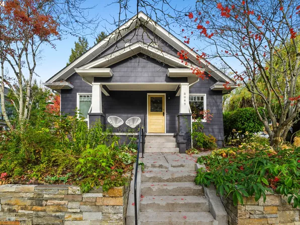3067 SE Ankeny St, Portland, OR 97214