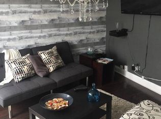 3410 W Dickens Ave #4, Chicago, IL 60647