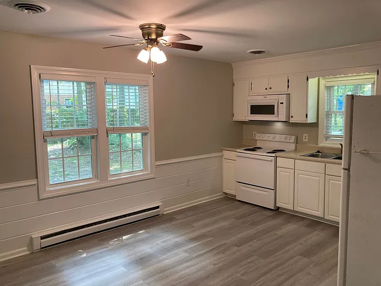 10101 Bayham Dr — Photo 9