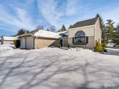 845B Taylor Rd, Monroe Township, NJ, 08831
