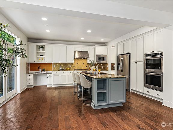 4th image of 16505 SE 66th ST