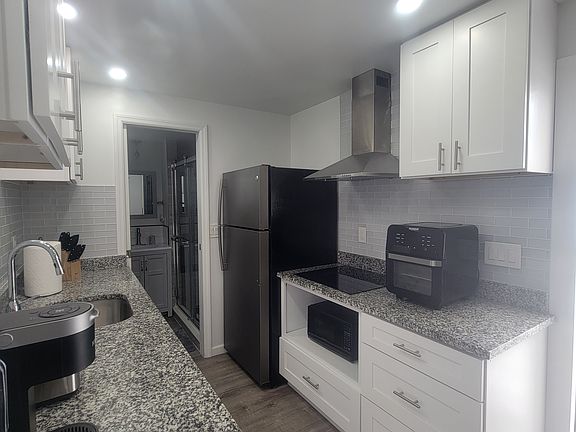 4th image of 1414 King Ave Unit 2