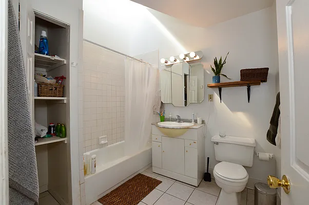 Rented by Douglas Elliman | media 9