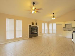 112 1/2 Southline St, Cleveland, TX 77327