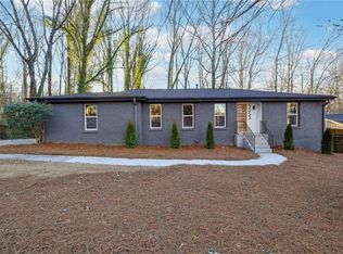 5053 Bedell Rd NE, Roswell, GA 30075