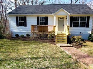 958 Santa Rosa Ln, Lusby, MD 20657