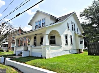 882 Gravel Pike, Palm, PA 18070