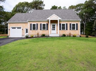 92 White Rock Rd, Yarmouth Port, MA 02675