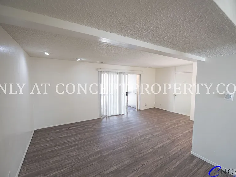 Foothill Terrace — Photo 195