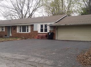 107 S Barns, Norris City, IL 62869