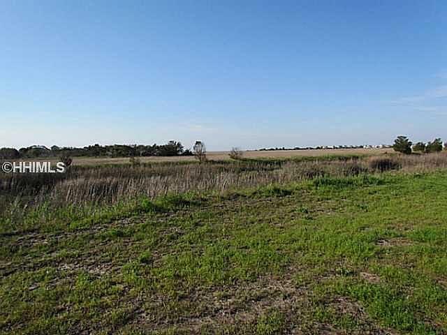 1st image of 25 Harbor Dr