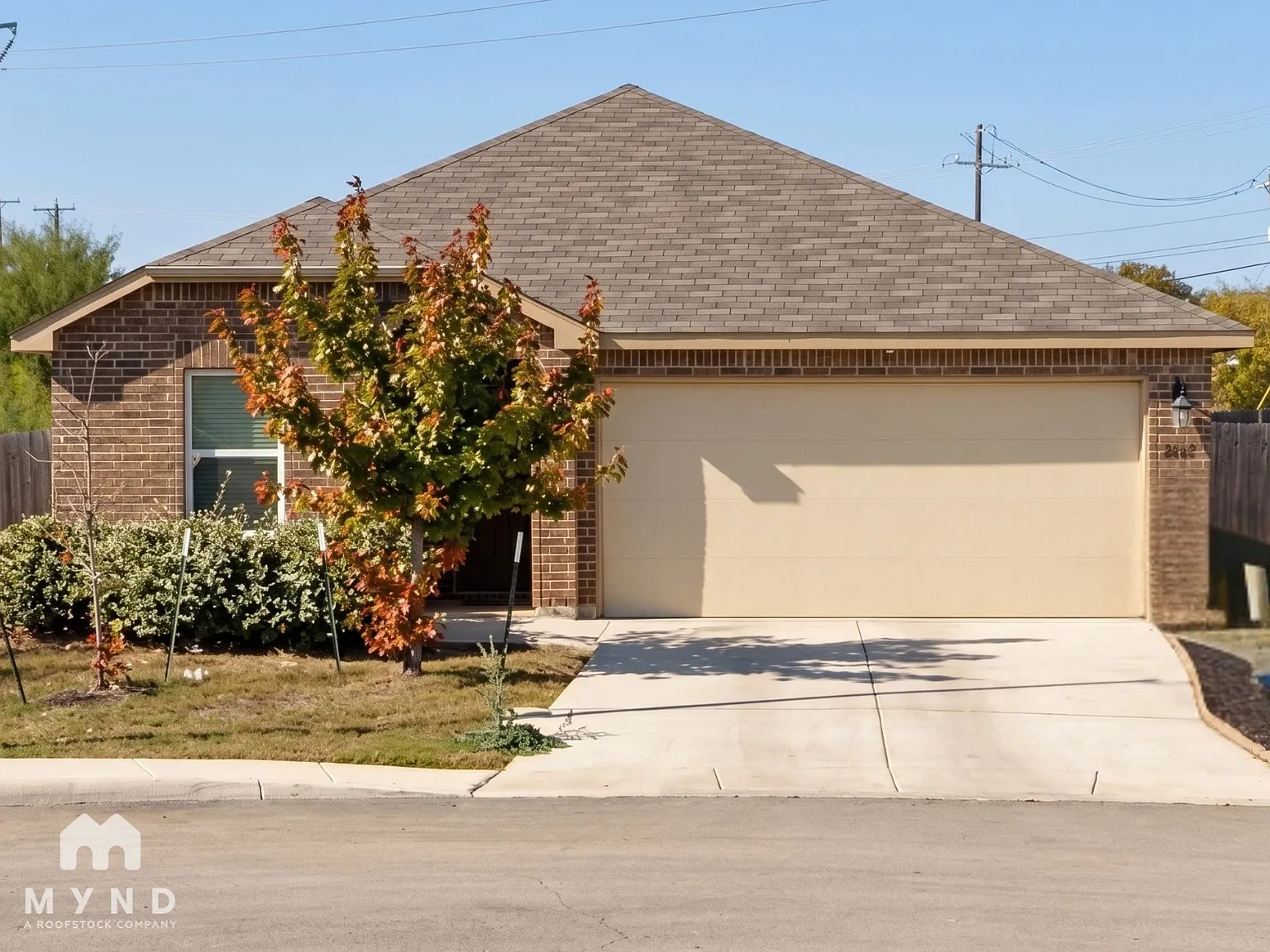 3 bed, 2.0 bath, 1754 sqft, $1,529 — Photo 1