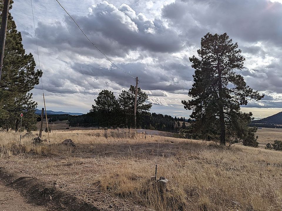 1st image of 32 Peak Dr