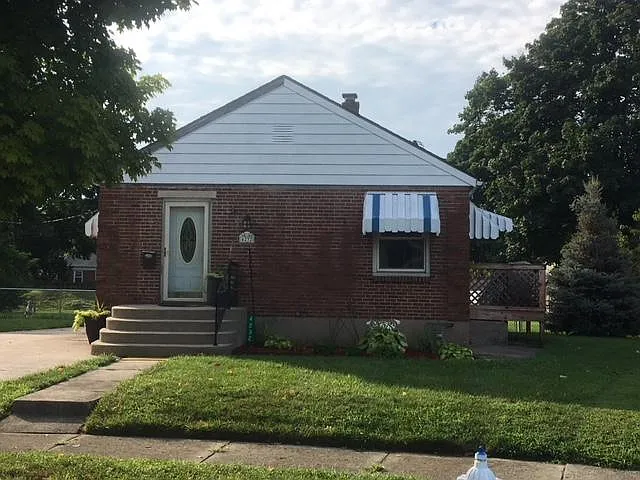 Fulton Ave, Moraine — Photo 1