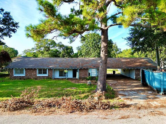 2nd image of 614 Pine Cir