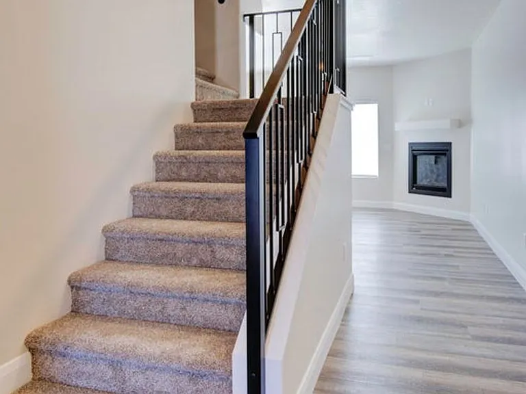 668 E Fiddlers Cove Dr #74 — Photo 2