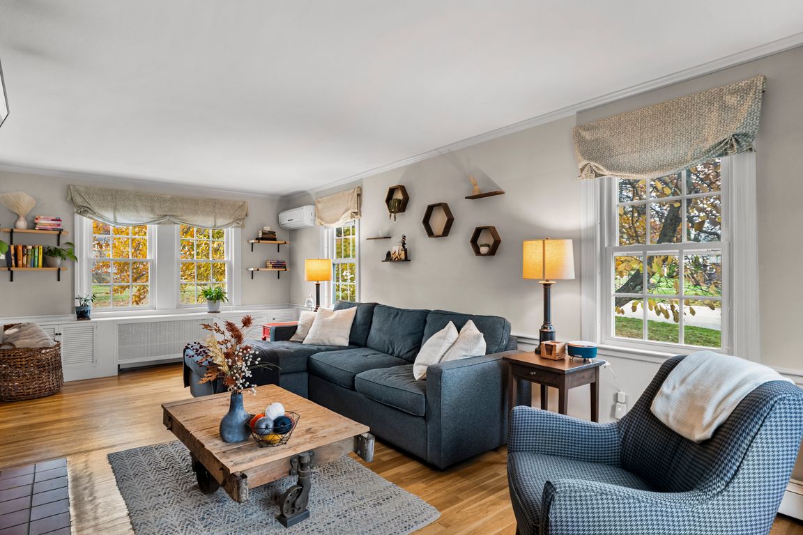 next background image