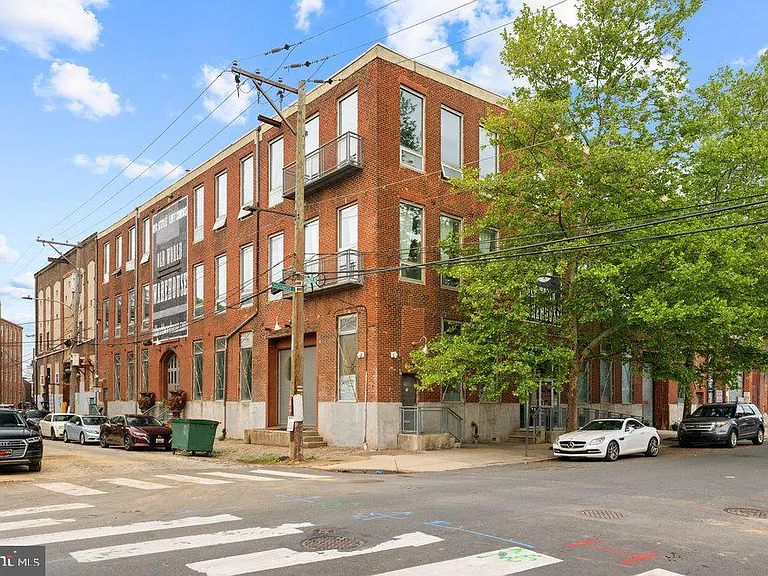 1100 Shackamaxon St #2A — Photo 2