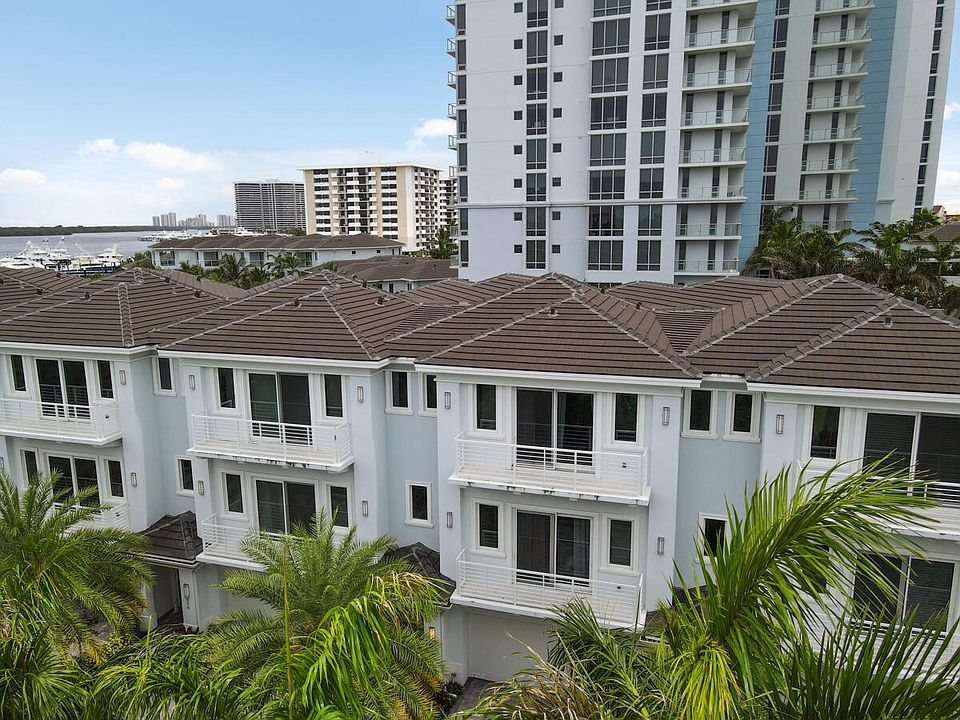 1st image of 112 Water Club Court N