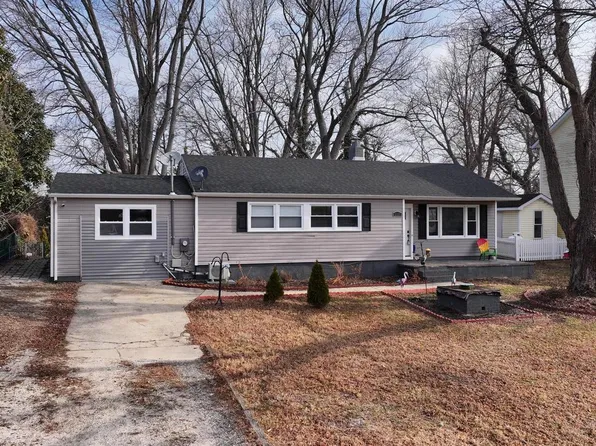 1110 Murray Dr, Edgewater, MD 21037