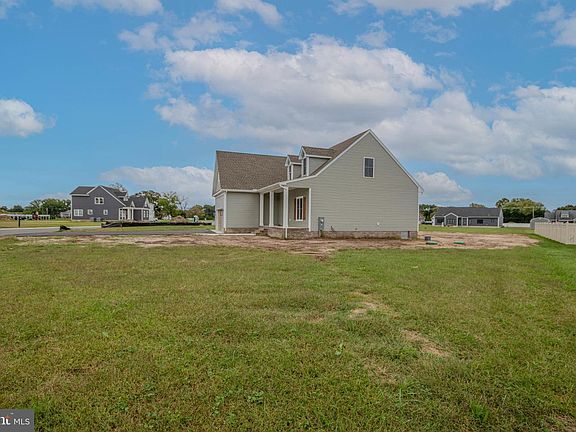 4th image of 5821 Percheron Dr