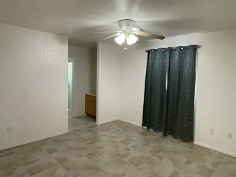 711 Delta Dr — Photo 9