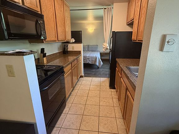 5th image of 250 Homestead Rd #102